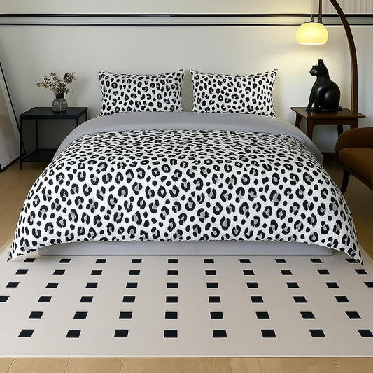 3Piece Duvet Cover Set, Queen Size Comfortable Duvet Cover and Pillowcases No Filling,Grey Leopard Print on White Bedding, Soft Polyester Comforter Cover for Hot sleepers,Machine Washable Bedding set,Perfect Bedroom Decor